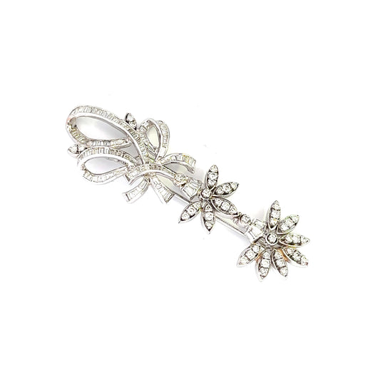 Elegant Floral Brooch