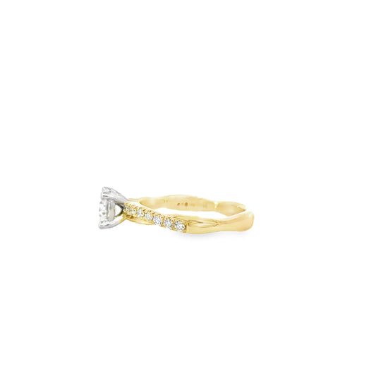 Elegant Diamond-Studded Ring
