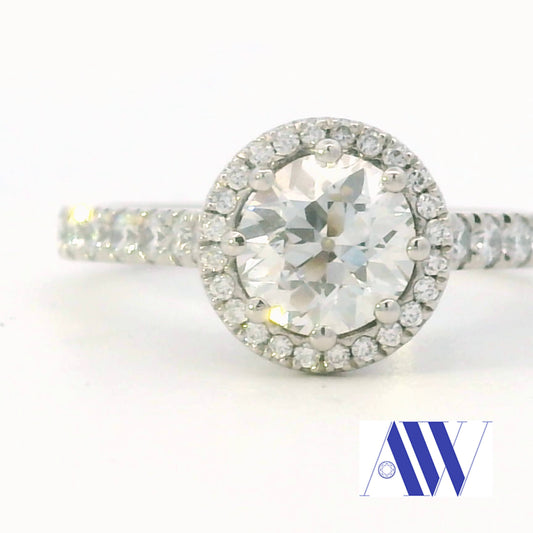 Elegant Diamond Halo Ring